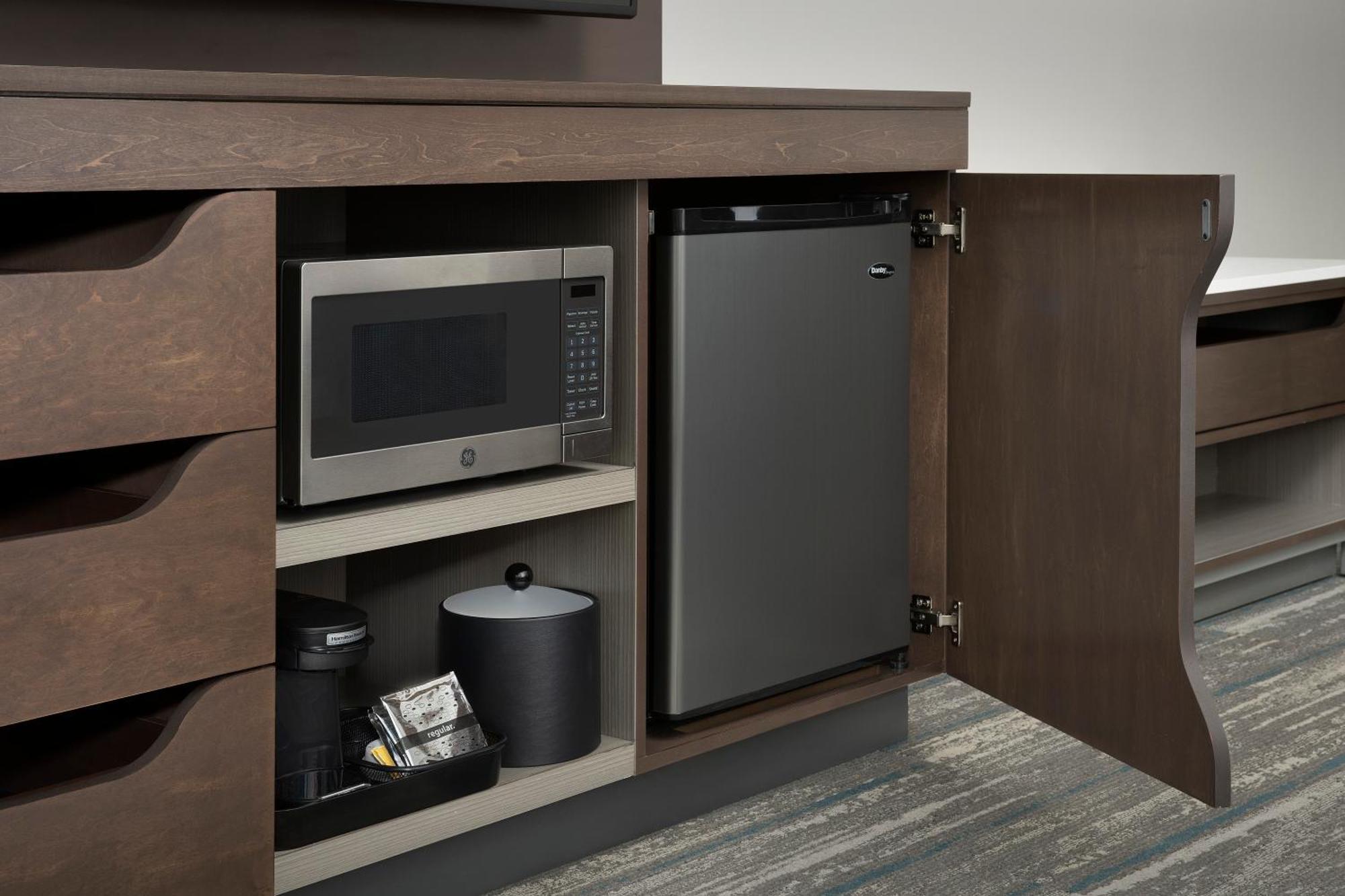 Hampton Inn & Suites Charlotte Airport Lake Pointe Ngoại thất bức ảnh
